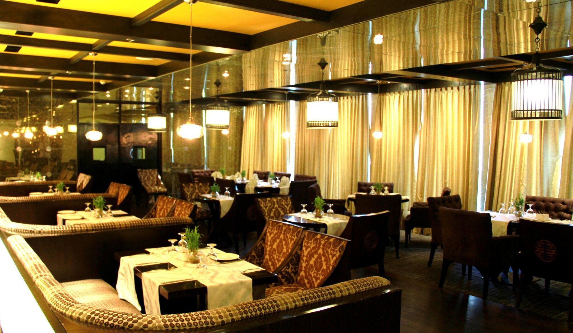 Taj Dal View Srinagar Srīnagar Restaurante foto